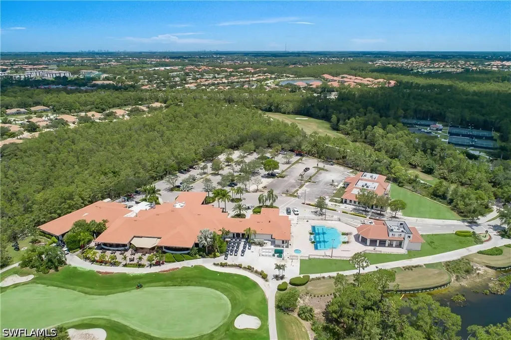 7505 Stoneybrook Drive Naples FL 34112