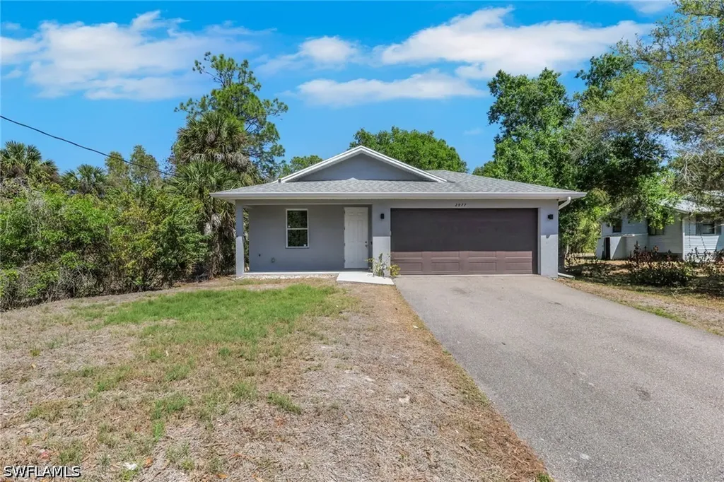 2977 4th Avenue SE Naples FL 34117