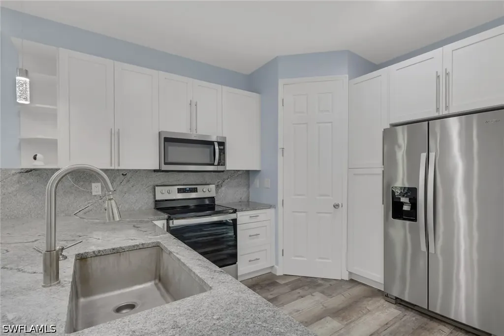 2977 4th Avenue SE Naples FL 34117