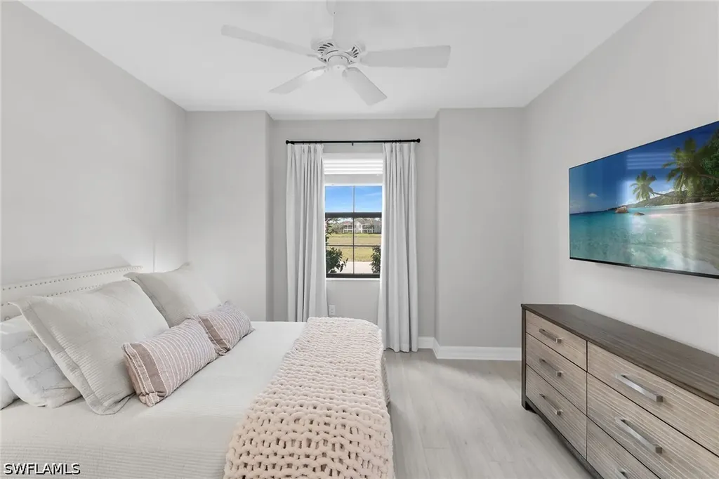 2926 Aviamar Circle Naples FL 34114