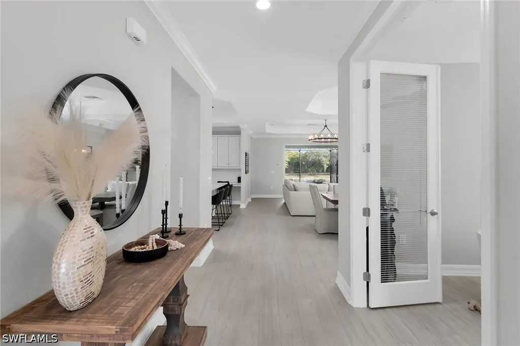 2926 Aviamar Circle Naples FL 34114