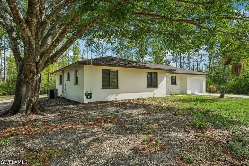 1503 E 14th Street Lehigh Acres FL 33972