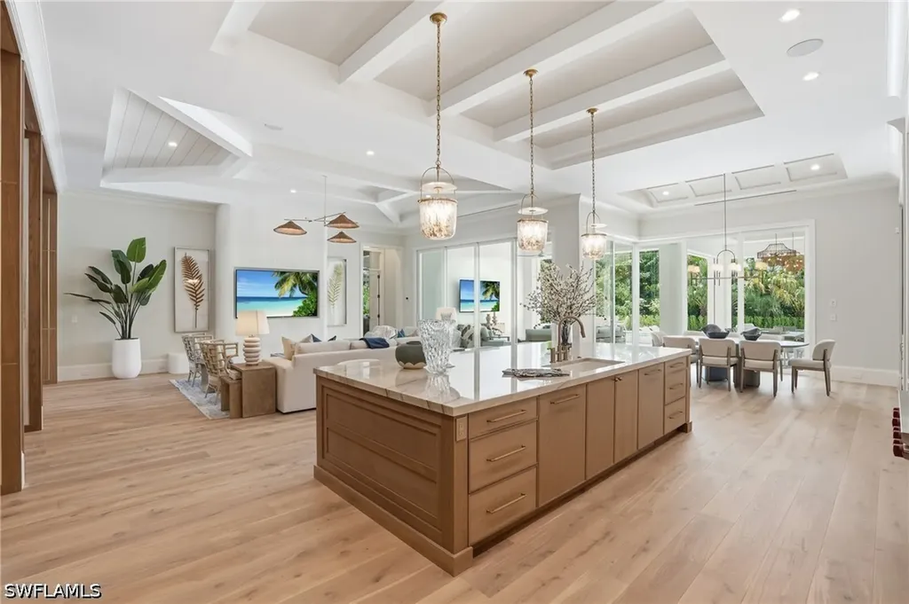 626 Fountainhead Lane Naples FL 34103