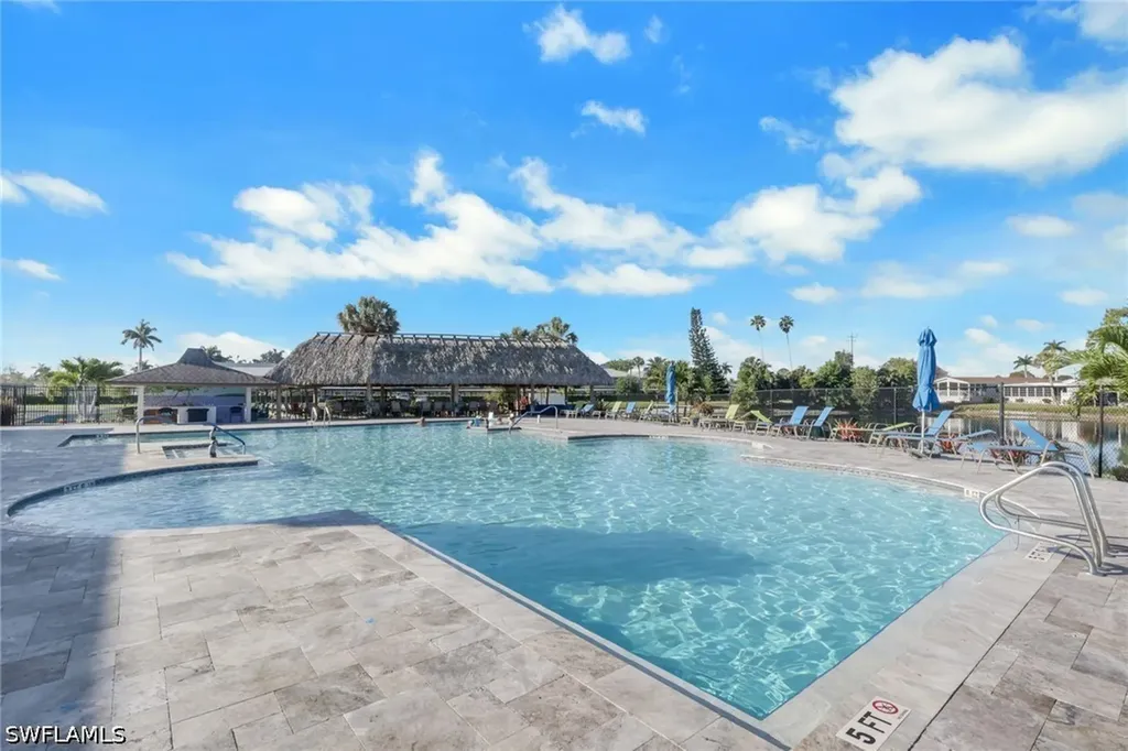 105 Montaubon Court Naples FL 34112