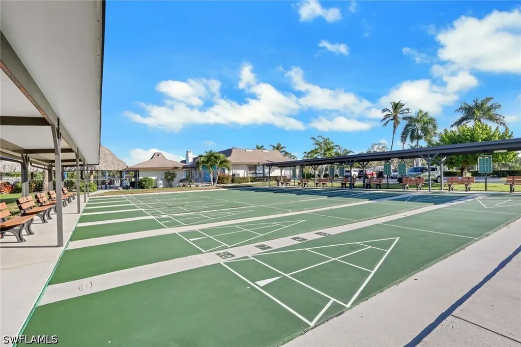105 Montaubon Court Naples FL 34112