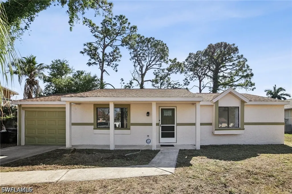 17413 Lee Road Fort Myers FL 33967