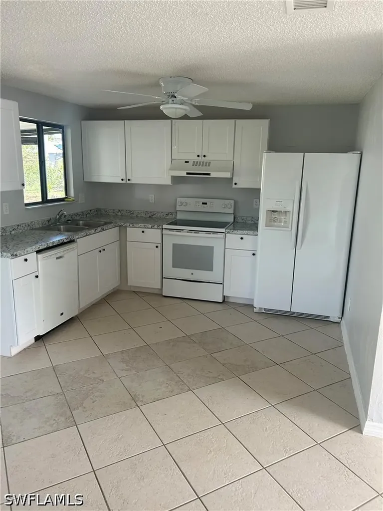 17413 Lee Road Fort Myers FL 33967