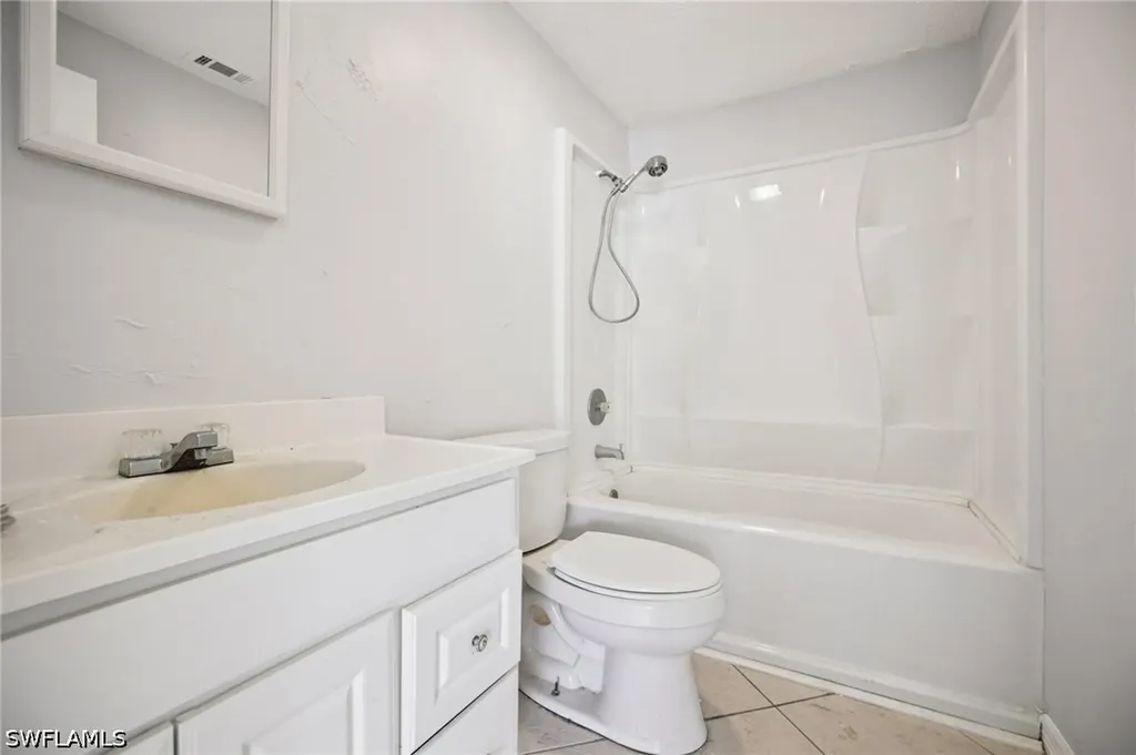 17413 Lee Road Fort Myers FL 33967