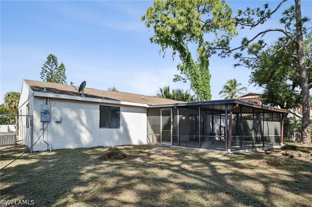 17413 Lee Road Fort Myers FL 33967