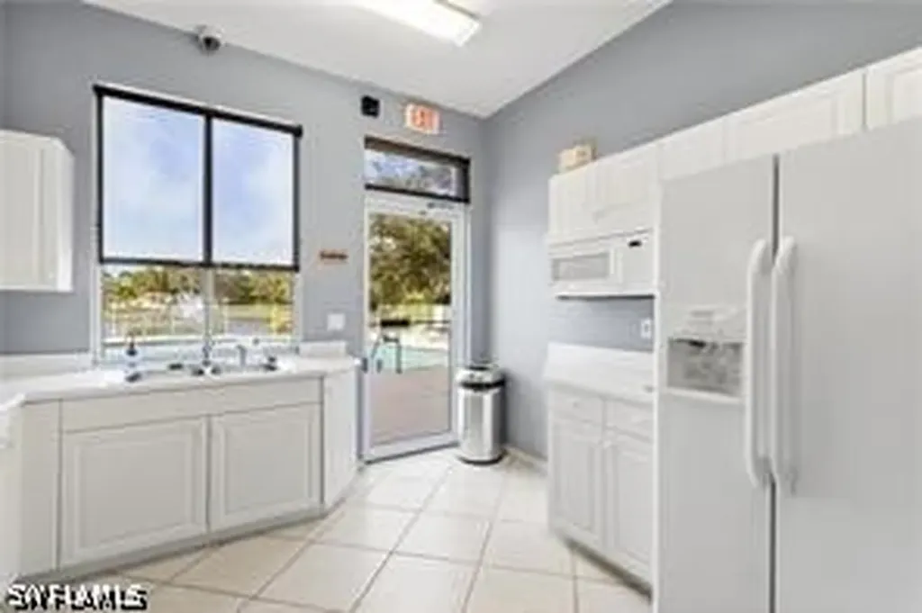 8343 Laurel Lakes Boulevard Naples FL 34119