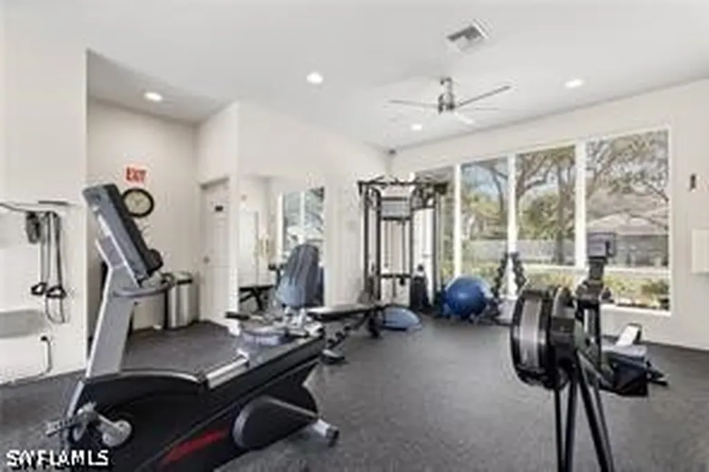 8343 Laurel Lakes Boulevard Naples FL 34119