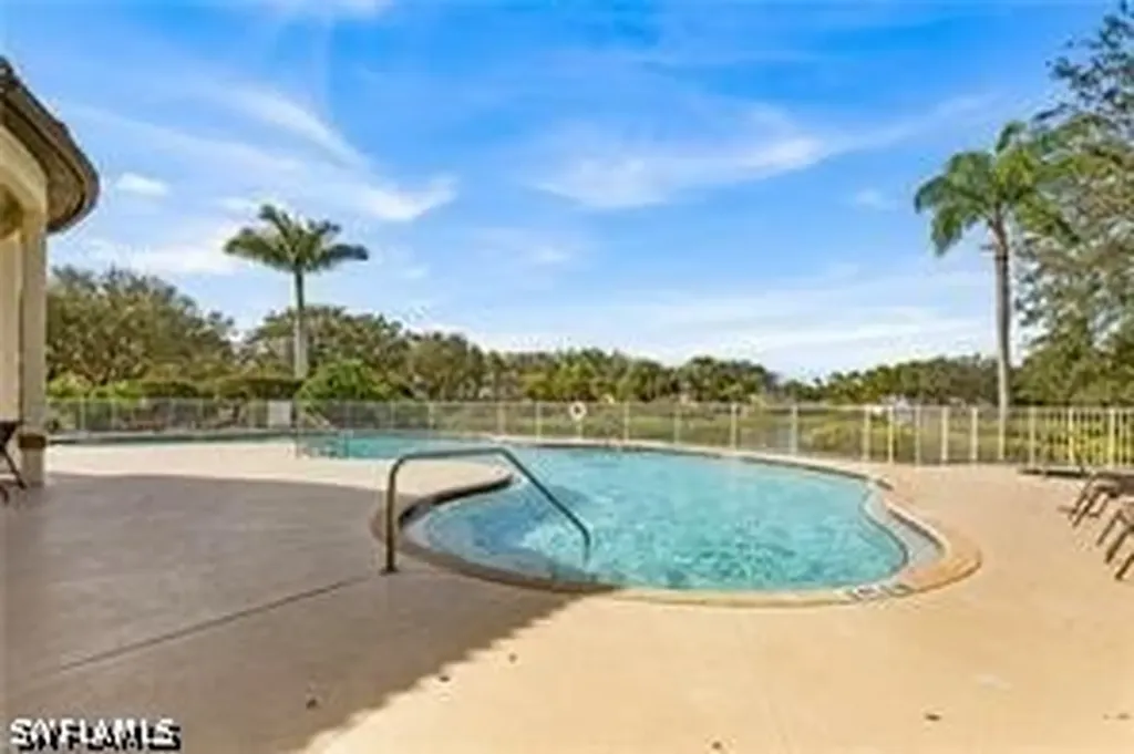 8343 Laurel Lakes Boulevard Naples FL 34119