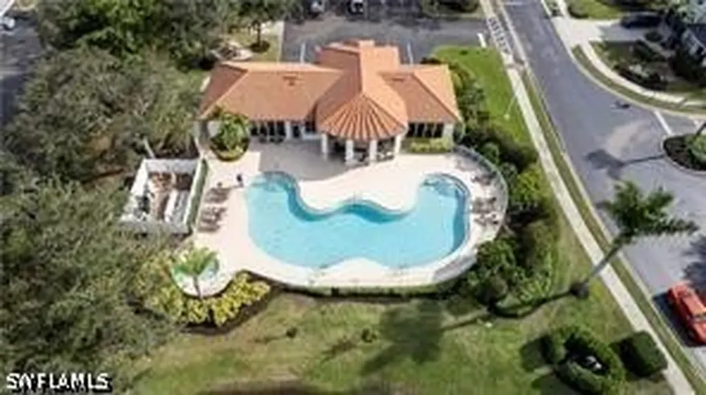 8343 Laurel Lakes Boulevard Naples FL 34119