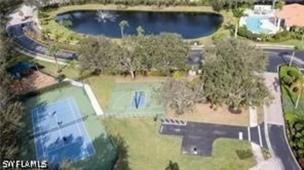 8343 Laurel Lakes Boulevard Naples FL 34119