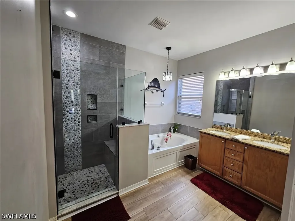 8343 Laurel Lakes Boulevard Naples FL 34119