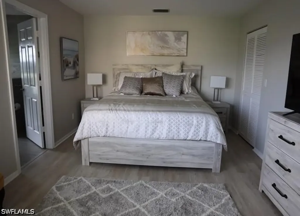 607 Beachwalk Circle Naples FL 34108
