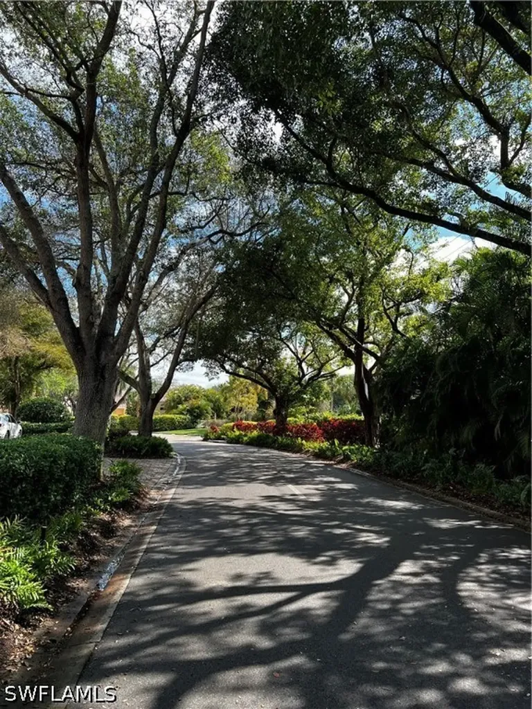 607 Beachwalk Circle Naples FL 34108