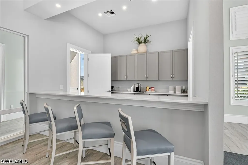 286 Indies Drive E Naples FL 34114
