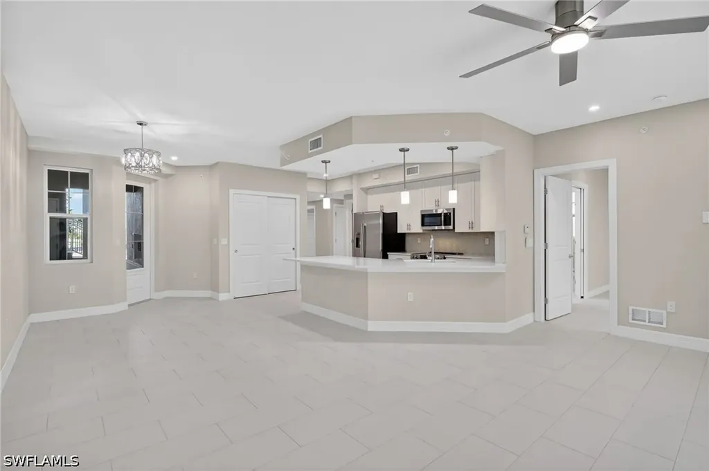 286 Indies Drive E Naples FL 34114