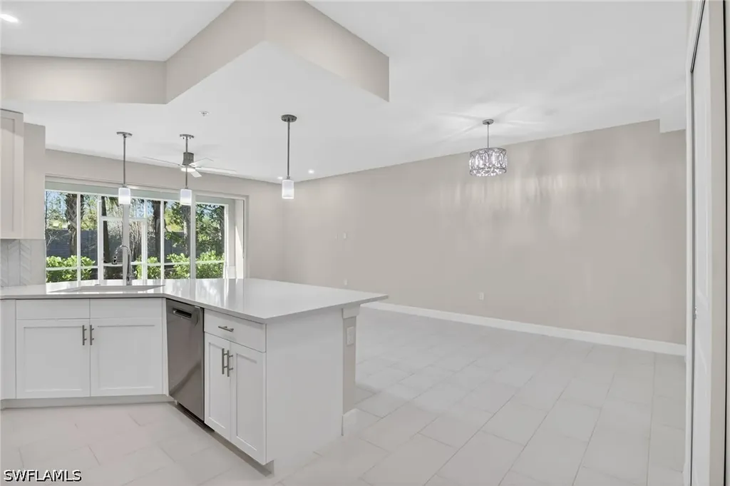 286 Indies Drive E Naples FL 34114