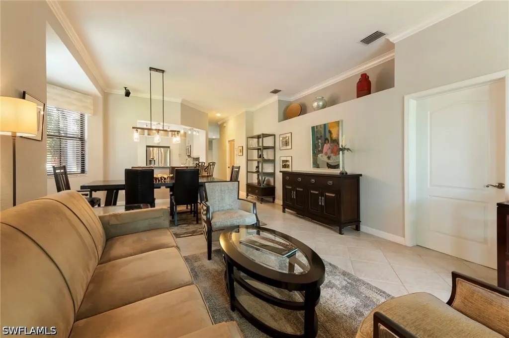 2433 Ravenna Boulevard Naples FL 34109