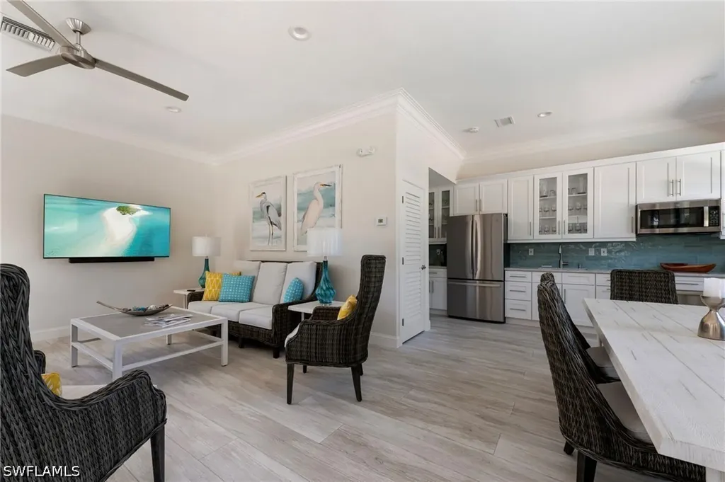 2433 Ravenna Boulevard Naples FL 34109