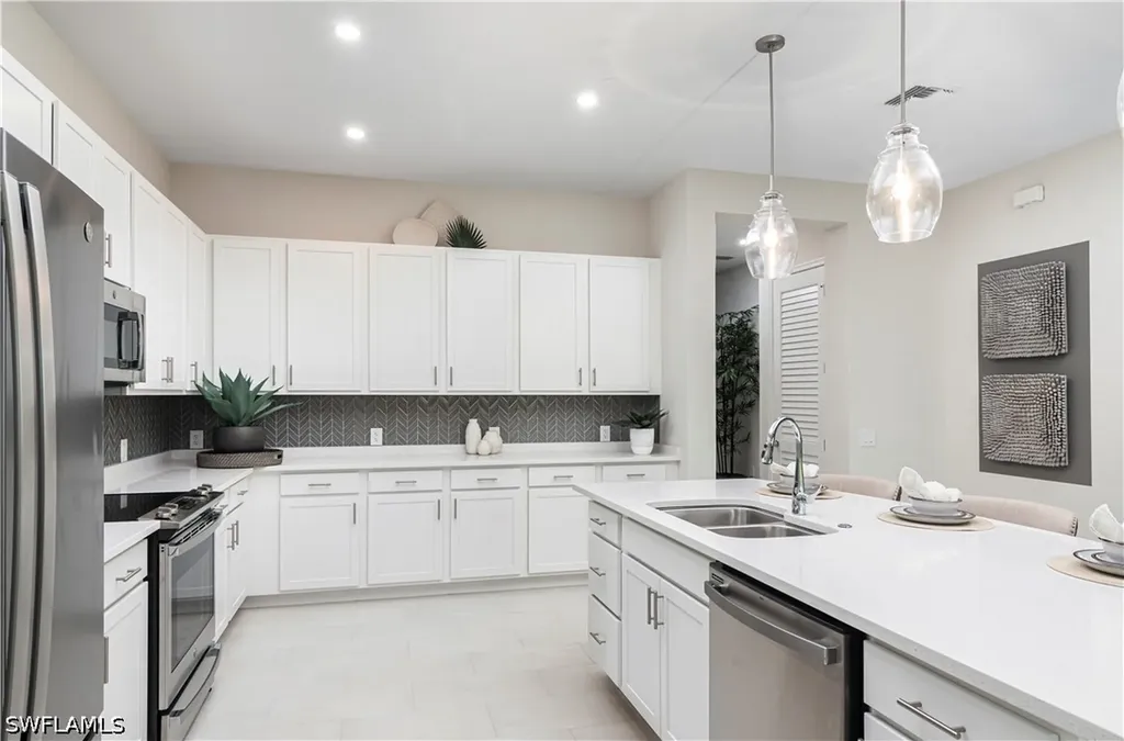 315 Indies Drive W Naples FL 34114