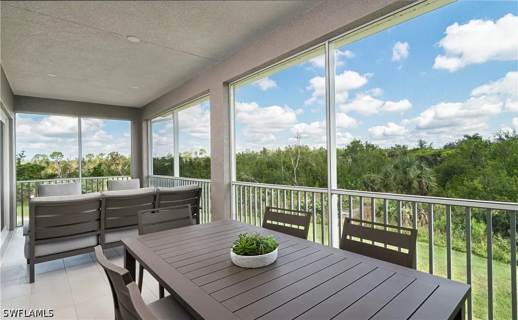 315 Indies Drive W Naples FL 34114