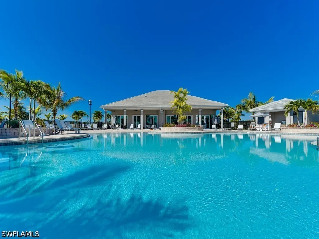 309 Indies Drive W Naples FL 34114
