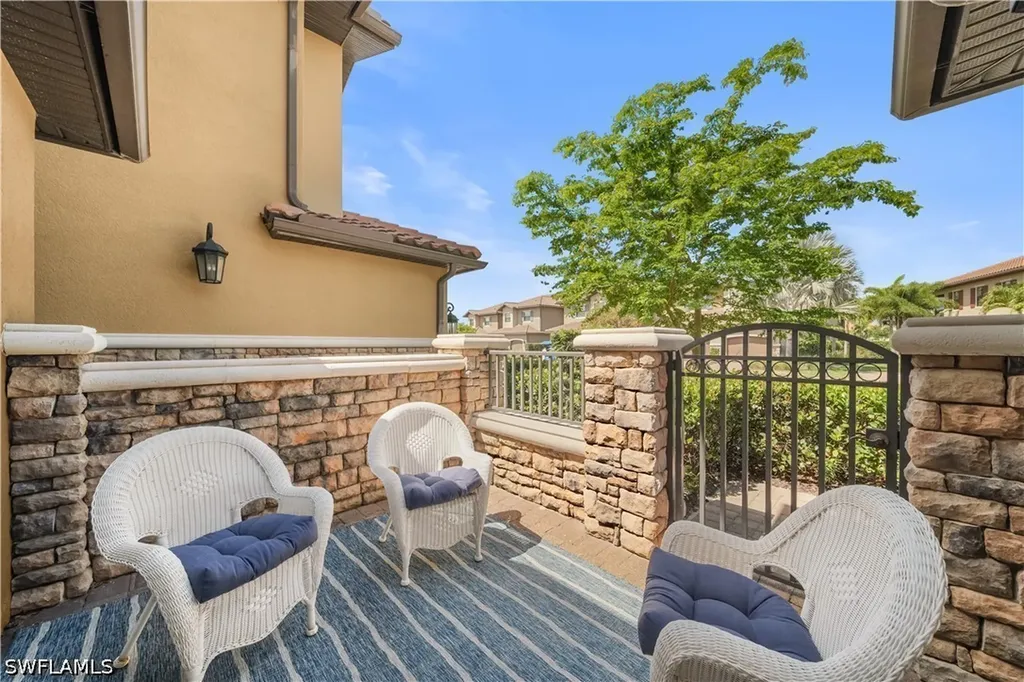 9685 Montelanico Loop Naples FL 34119