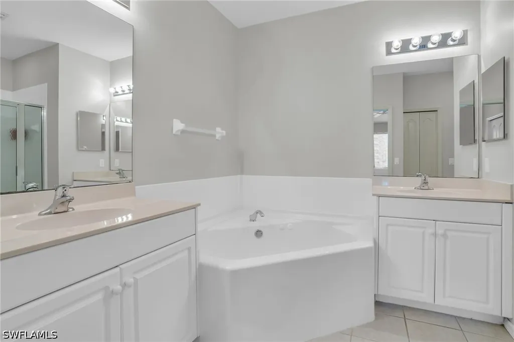 3435 Laurel Greens Lane S Naples FL 34119