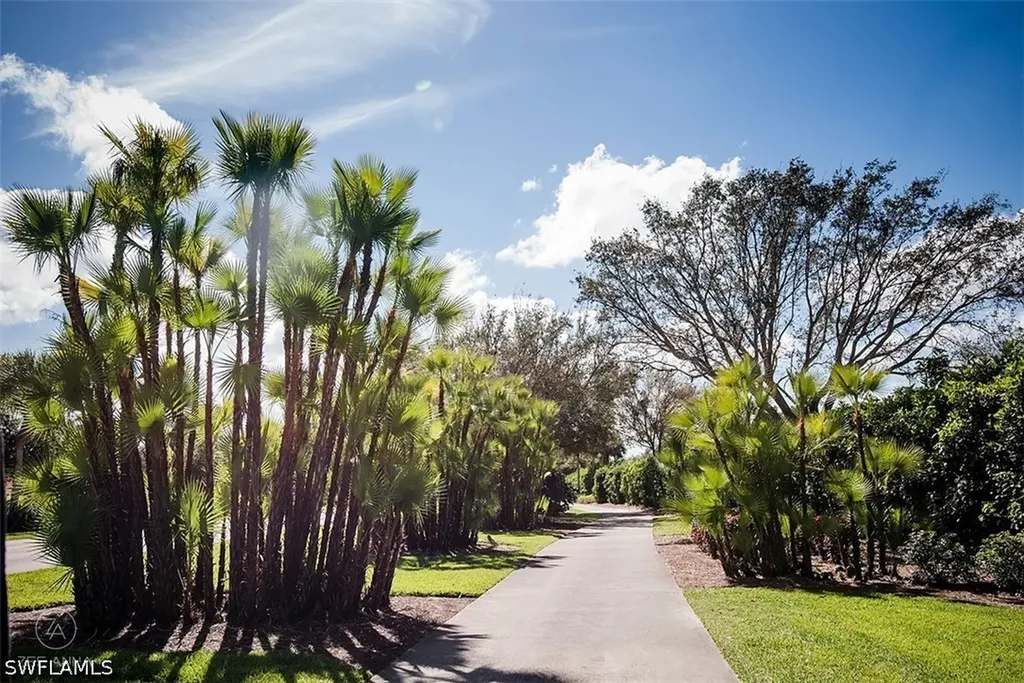 3435 Laurel Greens Lane S Naples FL 34119