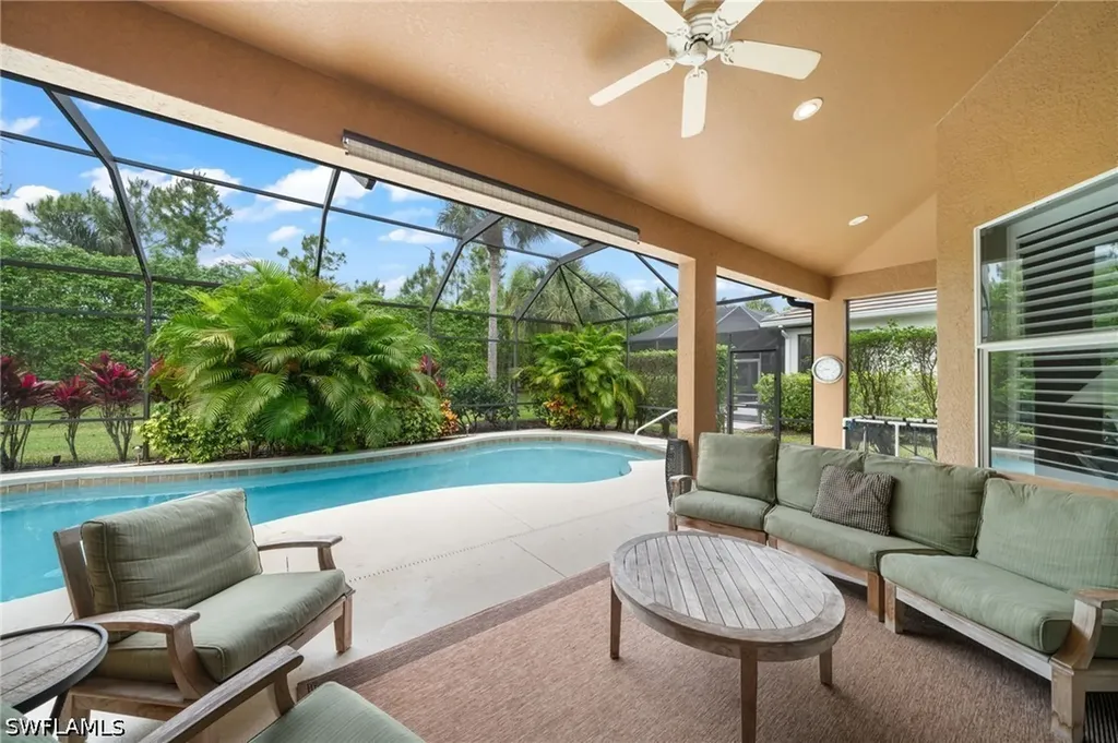 8888 Mustang Island Circle Naples FL 34113