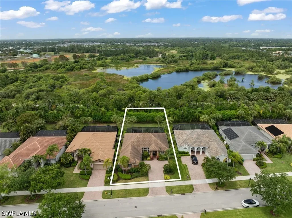 8888 Mustang Island Circle Naples FL 34113