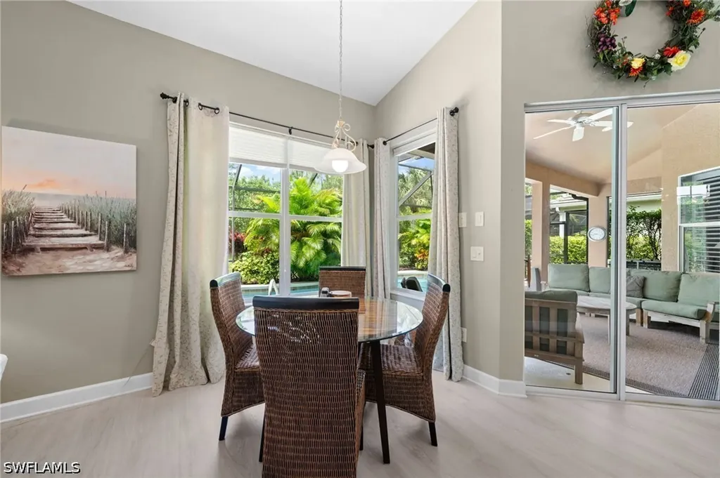 8888 Mustang Island Circle Naples FL 34113