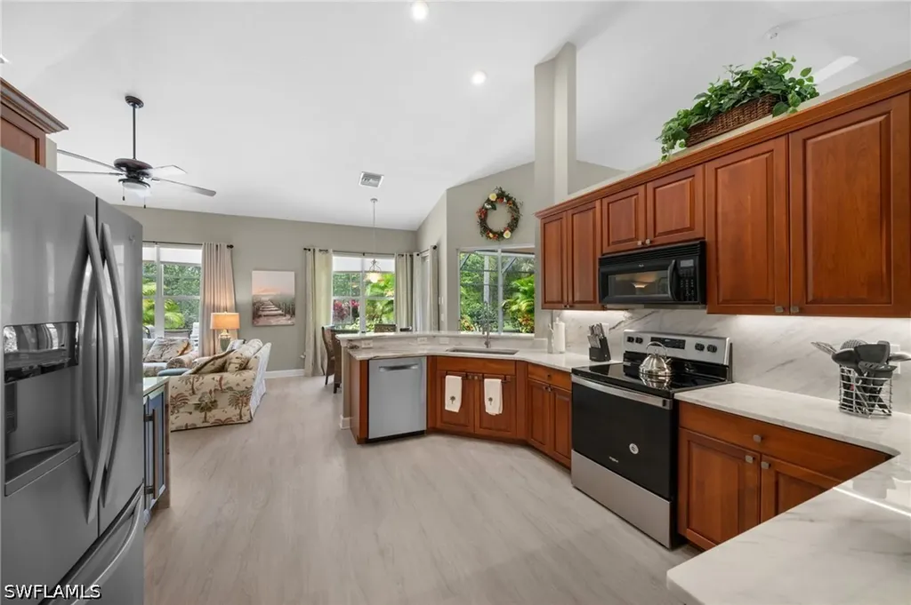 8888 Mustang Island Circle Naples FL 34113