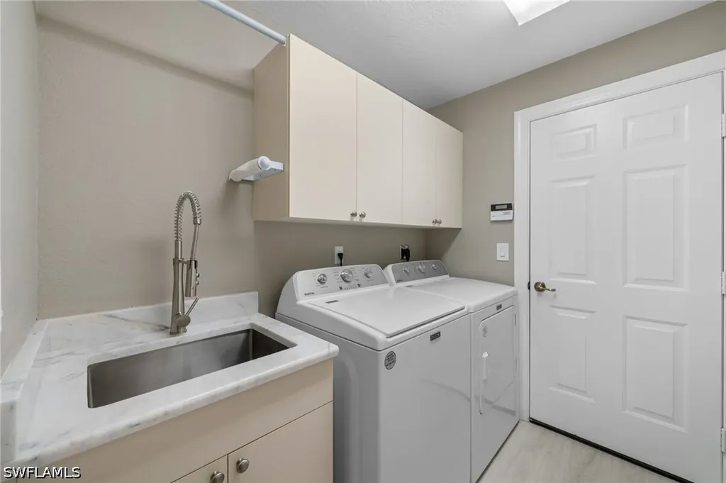 8888 Mustang Island Circle Naples FL 34113