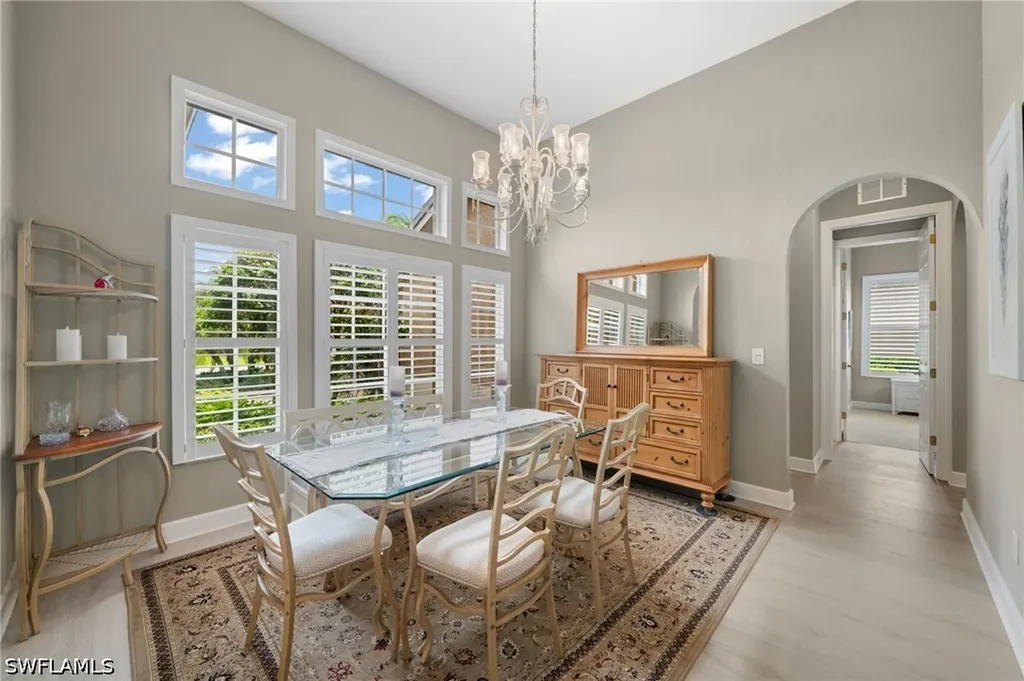8888 Mustang Island Circle Naples FL 34113