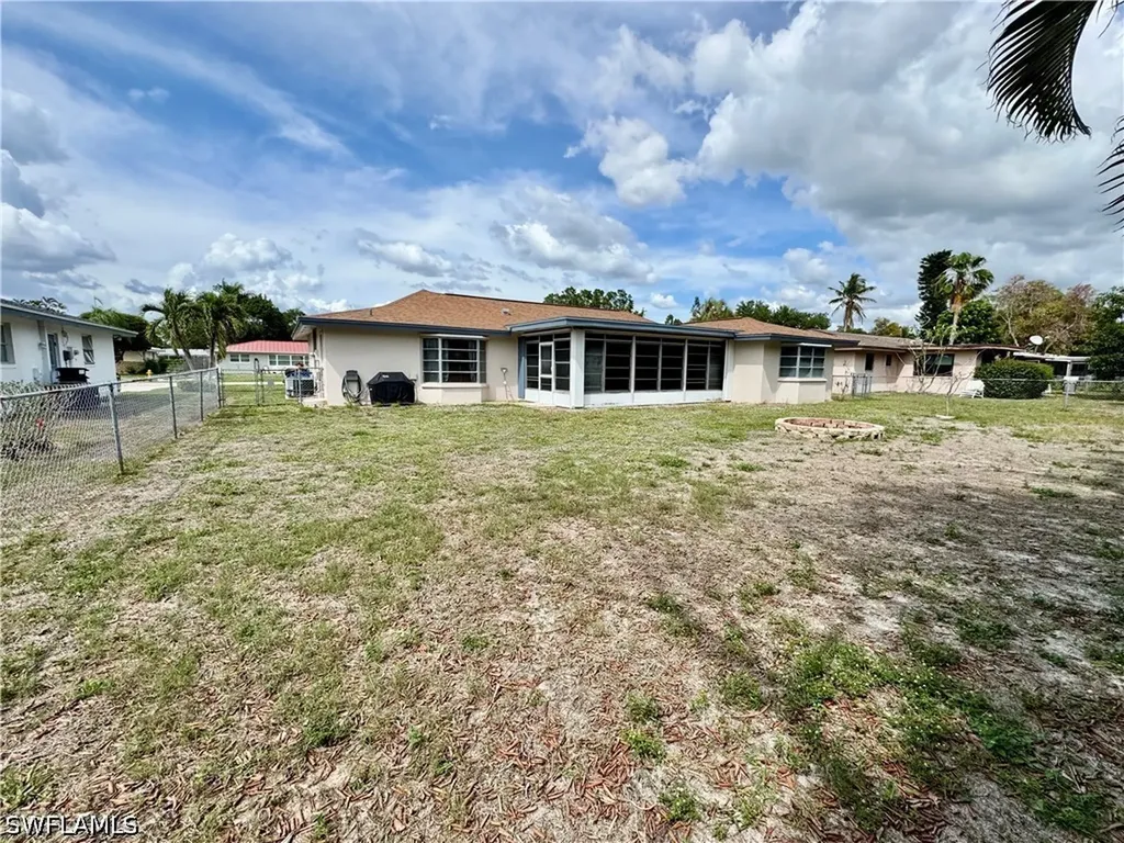 1654 N Fountainhead Road Fort Myers FL 33919