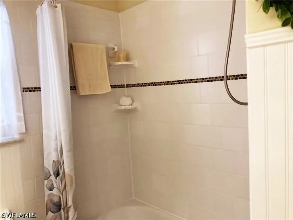 130 59th Street W Bradenton FL 34209