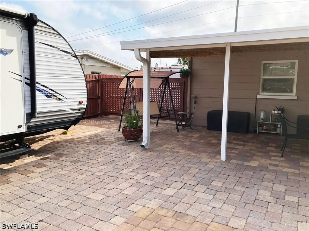 130 59th Street W Bradenton FL 34209