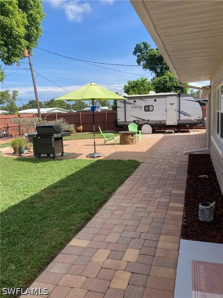 130 59th Street W Bradenton FL 34209