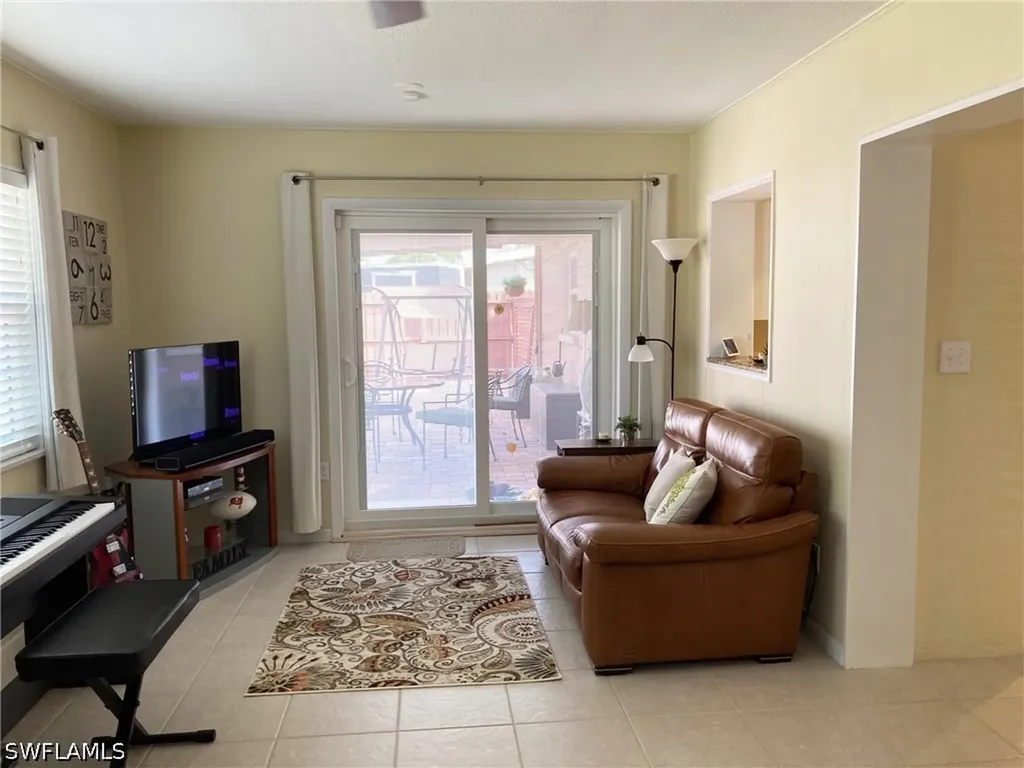 130 59th Street W Bradenton FL 34209