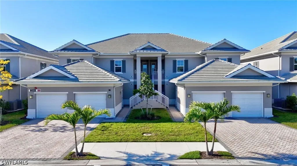 286 Indies Drive E Naples FL 34114