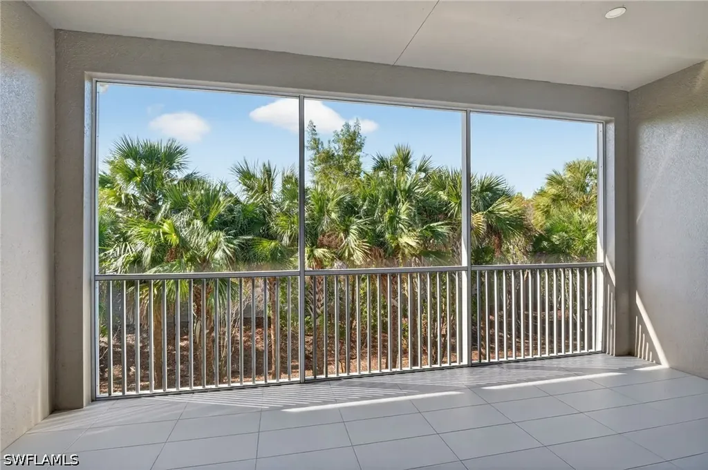 286 Indies Drive E Naples FL 34114