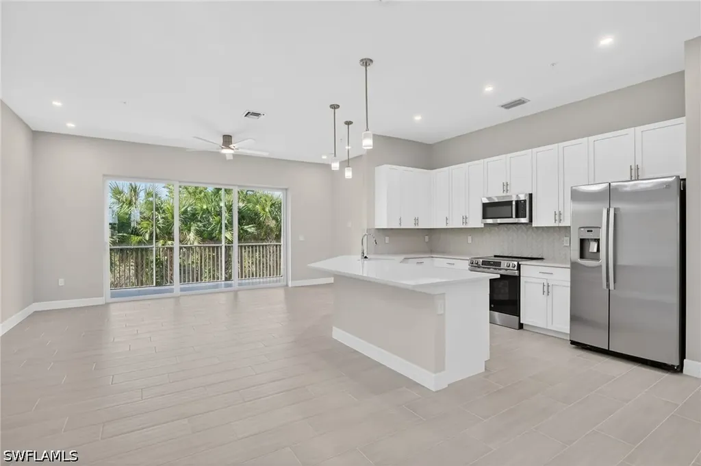 286 Indies Drive E Naples FL 34114