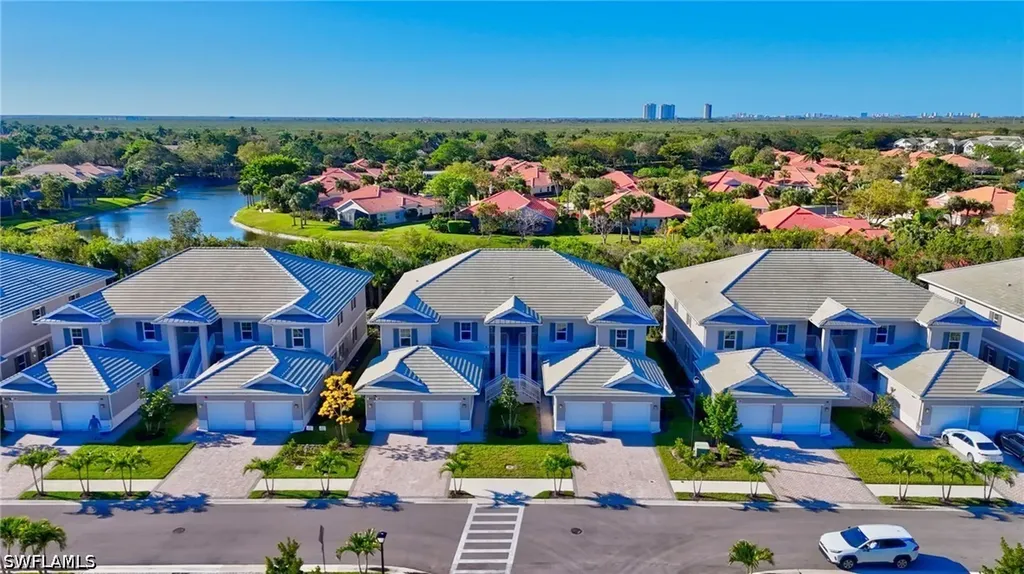 286 Indies Drive E Naples FL 34114