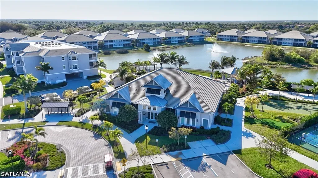 286 Indies Drive E Naples FL 34114