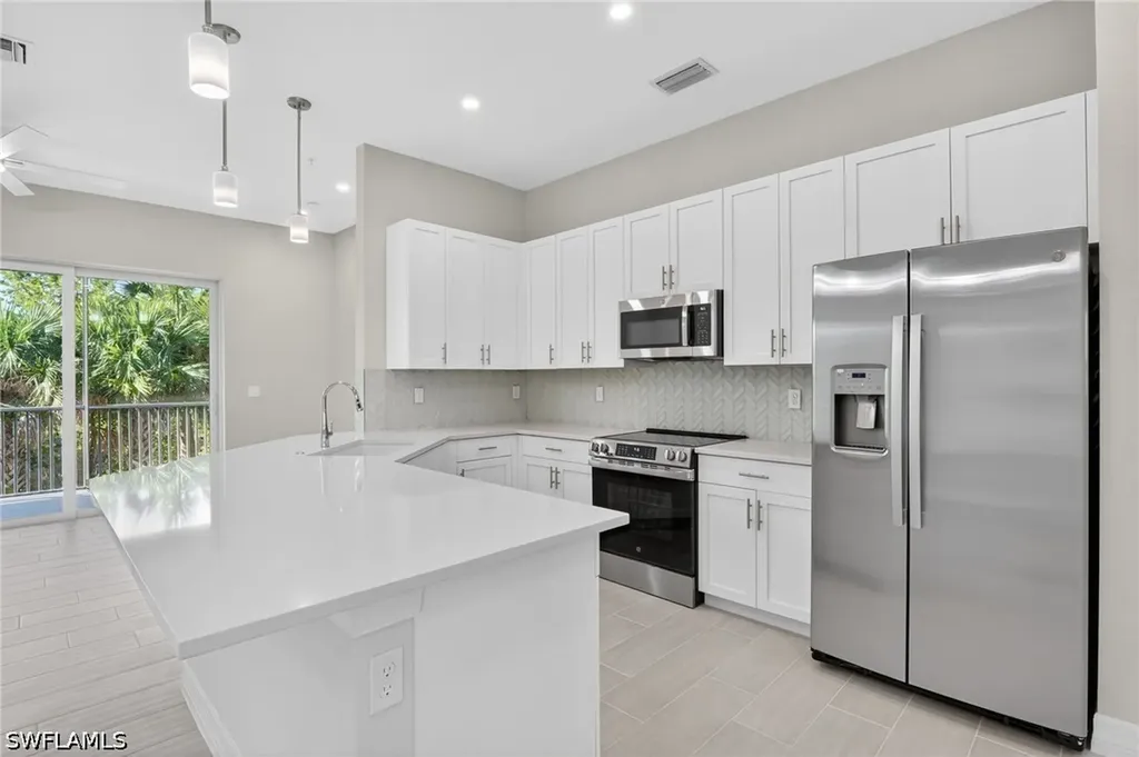 286 Indies Drive E Naples FL 34114