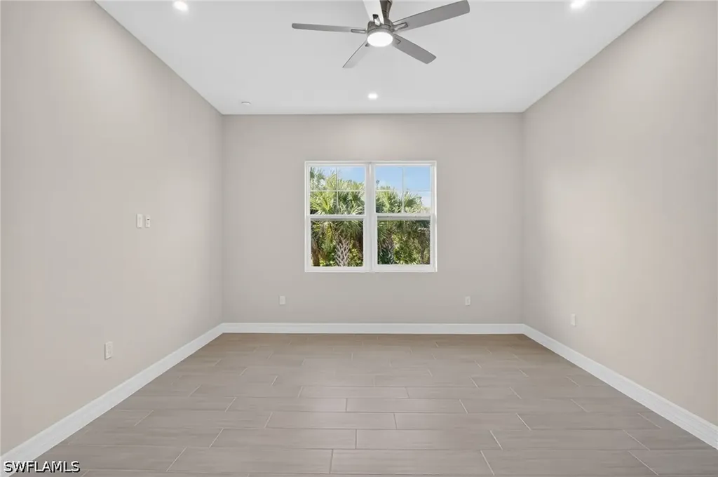 286 Indies Drive E Naples FL 34114